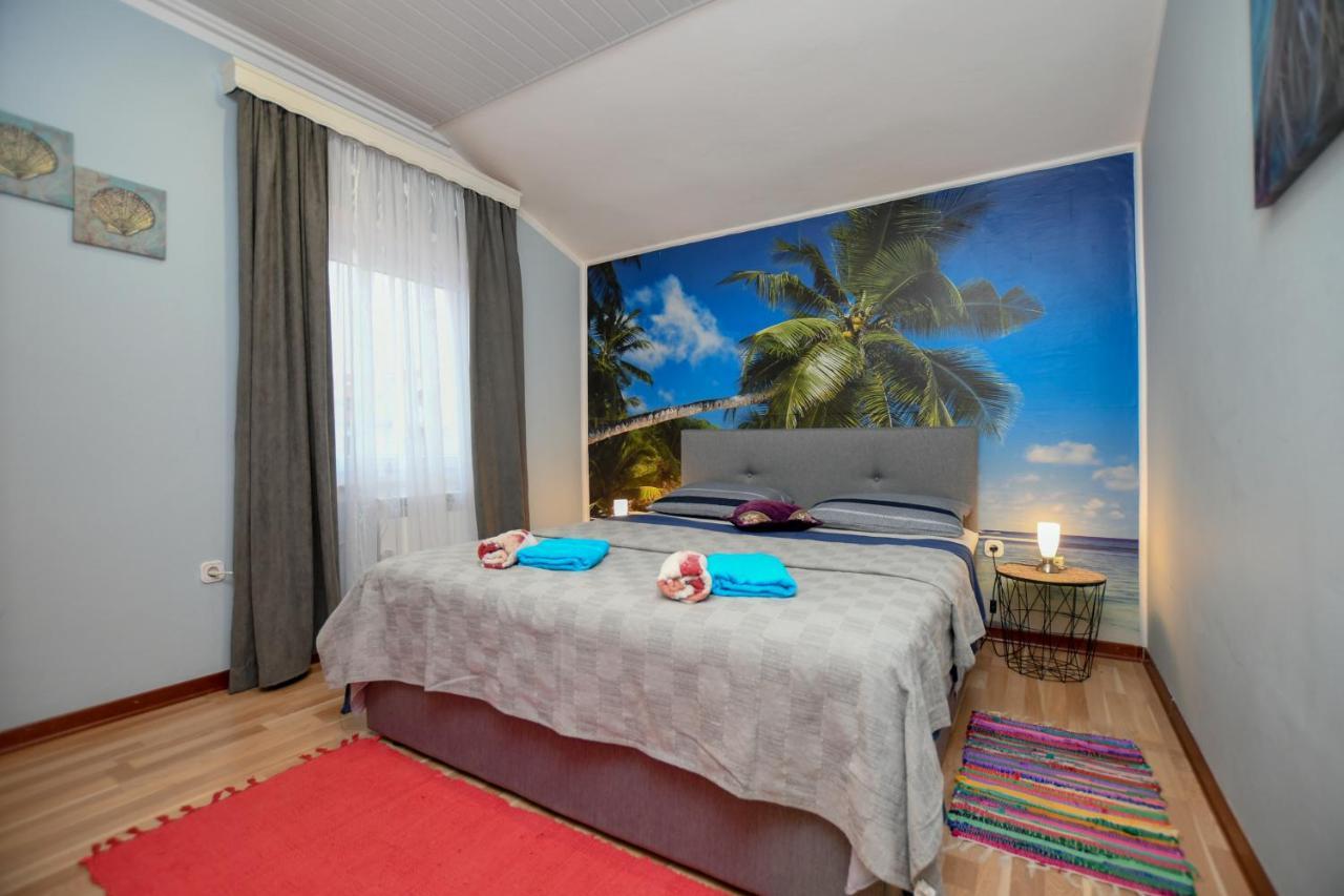 Apartments Katja Пореч Экстерьер фото
