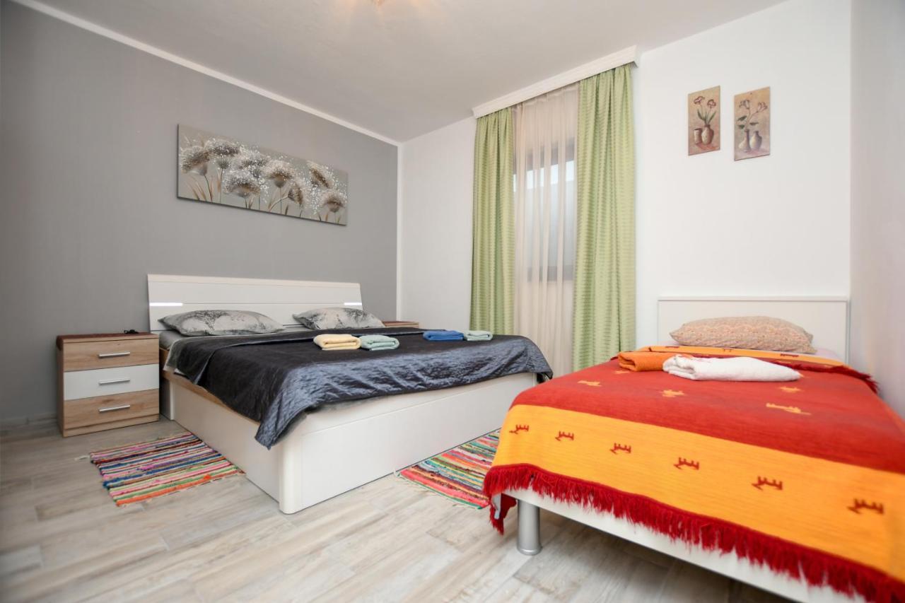 Apartments Katja Пореч Экстерьер фото