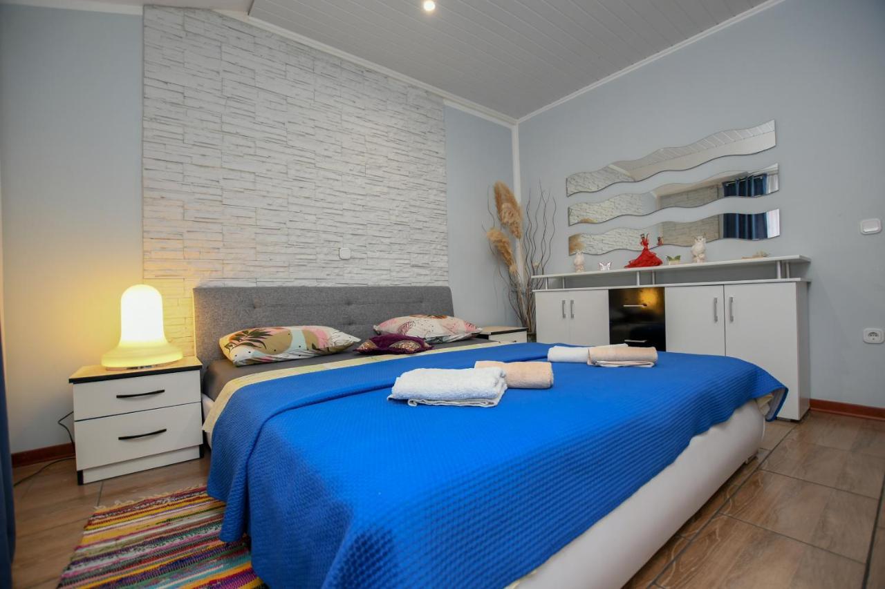 Apartments Katja Пореч Экстерьер фото