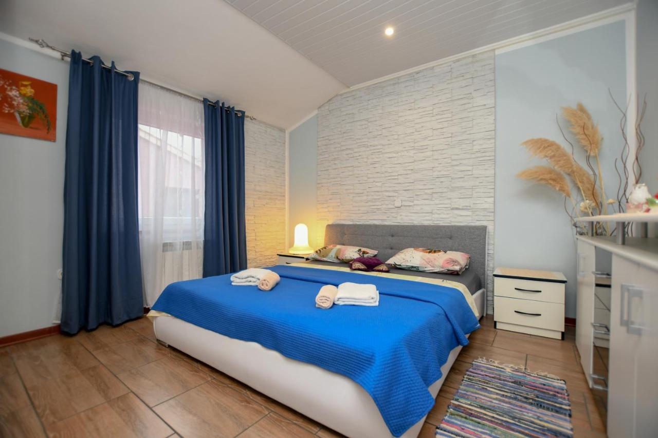 Apartments Katja Пореч Экстерьер фото