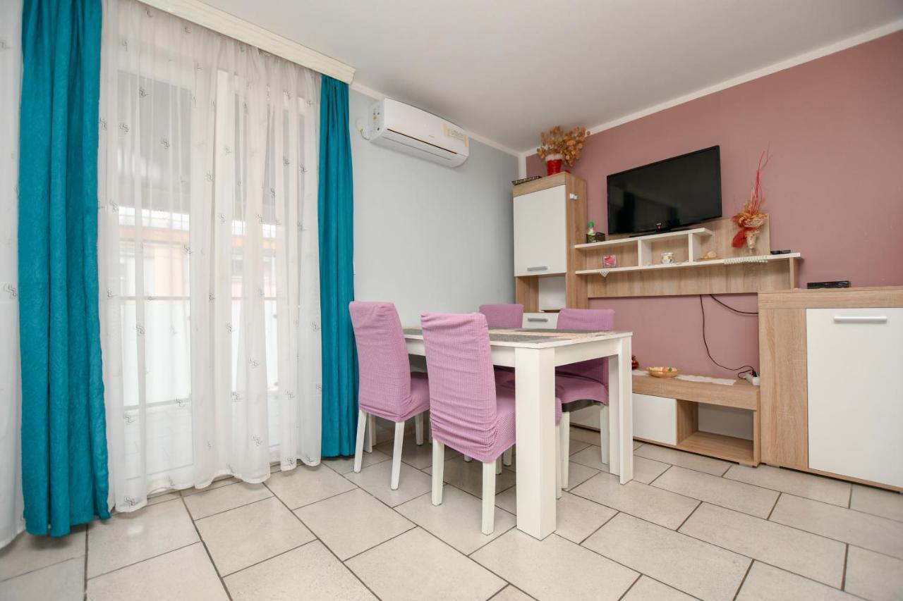 Apartments Katja Пореч Экстерьер фото