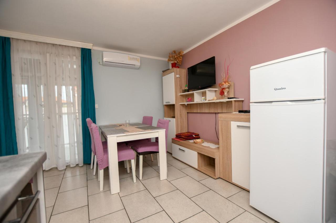Apartments Katja Пореч Экстерьер фото