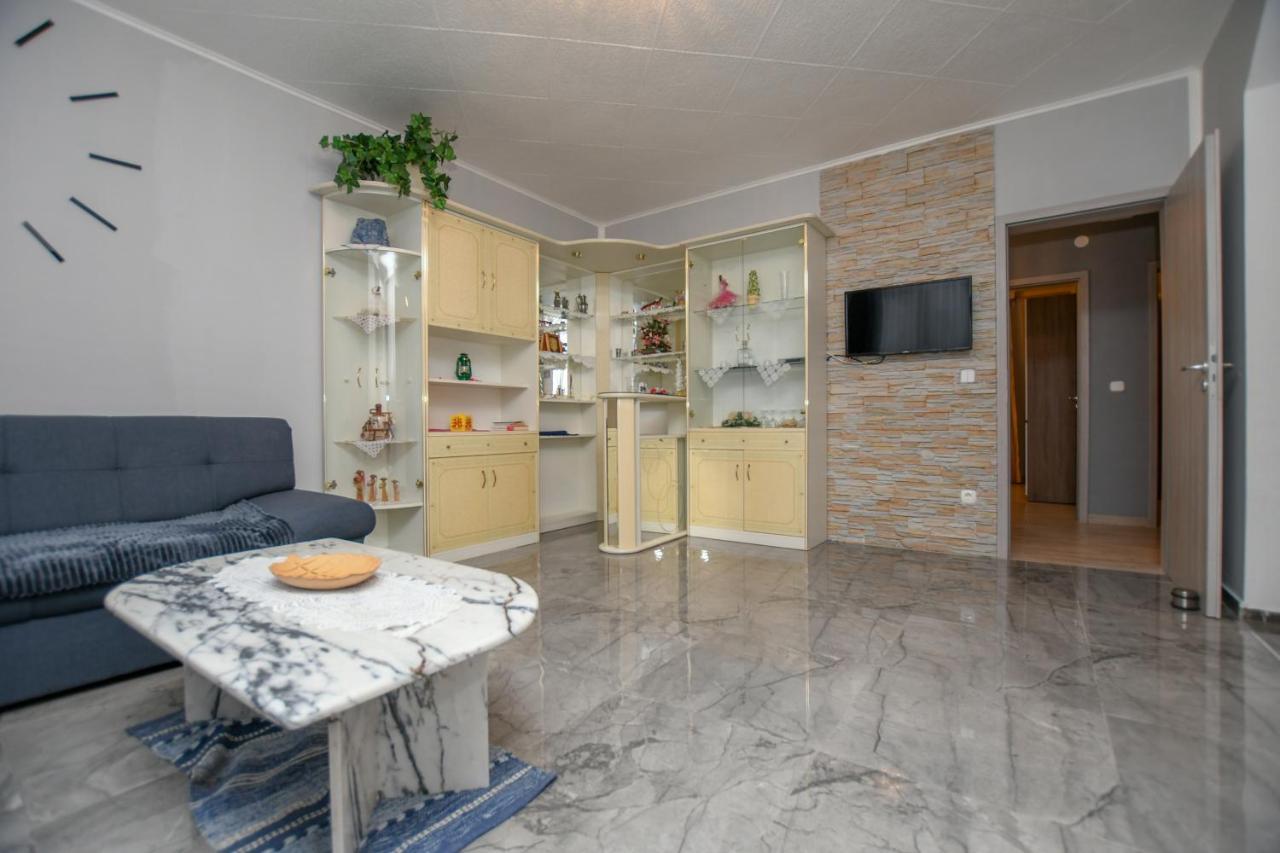 Apartments Katja Пореч Экстерьер фото