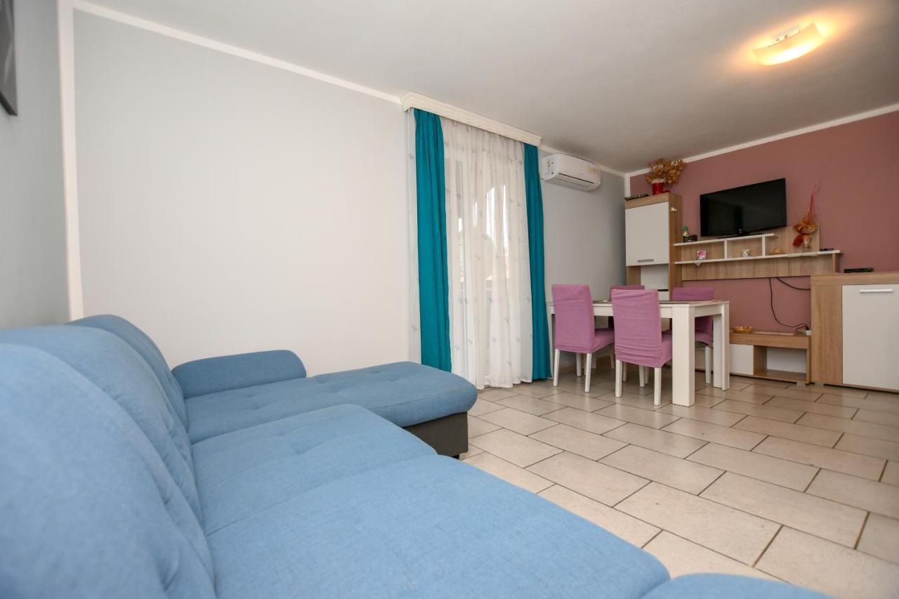 Apartments Katja Пореч Экстерьер фото